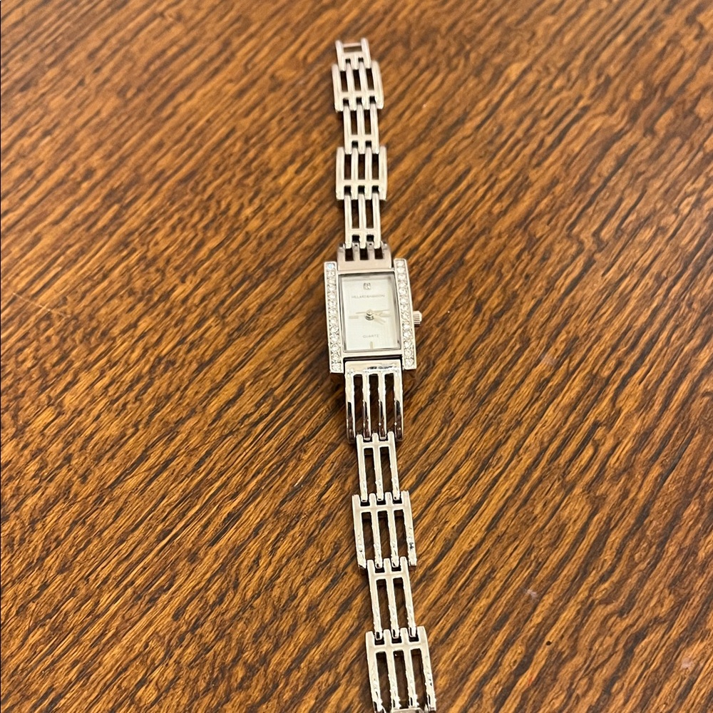 Hilliard and Hansen Elegant Silver Women's Watch with crystal bevel